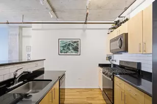 700 W Van Buren St, Chicago, IL 60607 - Photo 6