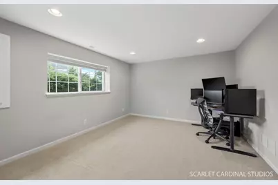 1491 Deer Pointe Drive, South Elgin, IL 60177 - Photo 24