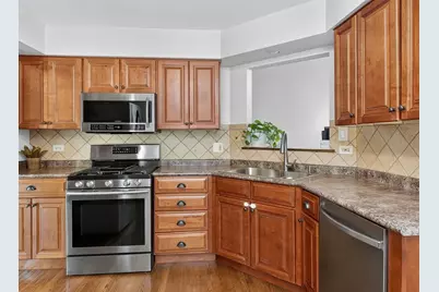 319 Jamatt Court, Naperville, IL 60540 - Photo 4