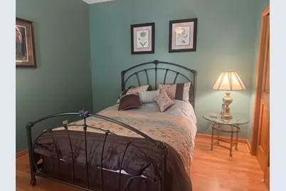 384 Valley Way, Burlington, IL 60109 - Photo 16
