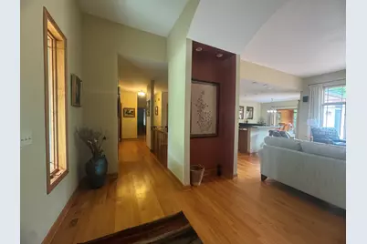 384 Valley Way, Burlington, IL 60109 - Photo 14