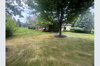 384 Valley Way, Burlington, IL 60109 - Photo 22