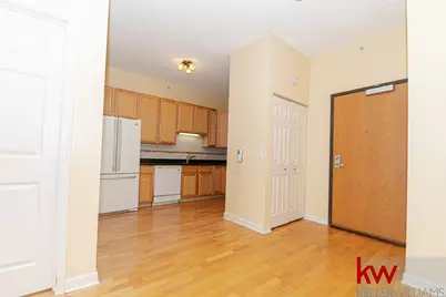 9355 Irving Park Road #421, Schiller Park, IL 60176 - Photo 6