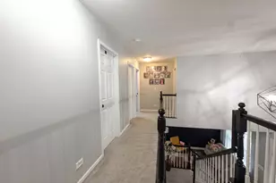 1615 Maureen Dr, Hoffman Estates, IL 60192 - Photo 14