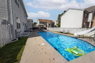 1615 Maureen Dr, Hoffman Estates, IL 60192 - Photo 26