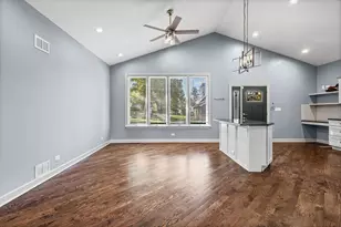 42071 N Old Lake Ave, Antioch, IL 60002 - Photo 8