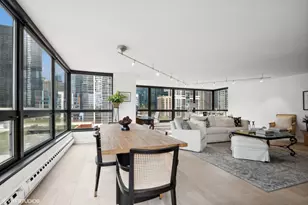 360 E Randolph St, Chicago, IL 60601 - Photo 6