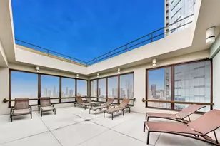 360 E Randolph St, Chicago, IL 60601 - Photo 28