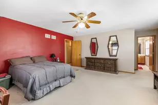 1121 Russetwood Ct, Wheeling, IL 60090 - Photo 20