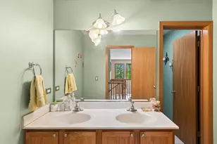 240 W Winding Trail Cir, Round Lake, IL 60073 - Photo 16