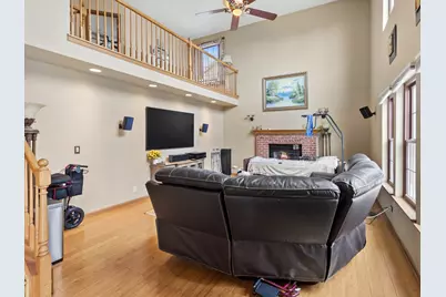 240 W Winding Trail Circle, Round Lake, IL 60073 - Photo 4