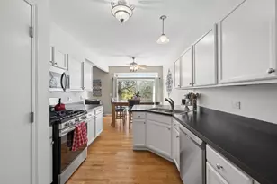 8415 Stratford Dr, Tinley Park, IL 60487 - Photo 8