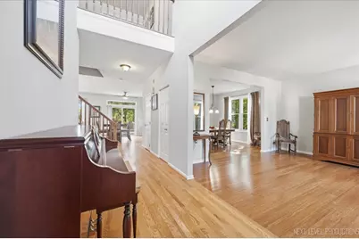 5 Fernwood Court, Algonquin, IL 60102 - Photo 2