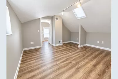 212 S Douglas Avenue, Bradley, IL 60915 - Photo 12