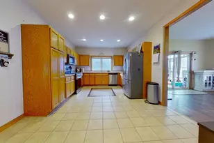 545 S Huntley St, Maple Park, IL 60151 - Photo 10