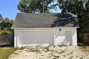323 N Main St, Earlville, IL 60518 - Photo 4