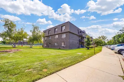 570 Fairway View Drive #2F, Wheeling, IL 60090 - Photo 14