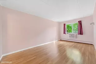570 Fairway View Dr, Wheeling, IL 60090 - Photo 26