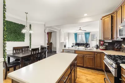 2777 Blakely Lane, Naperville, IL 60540 - Photo 6
