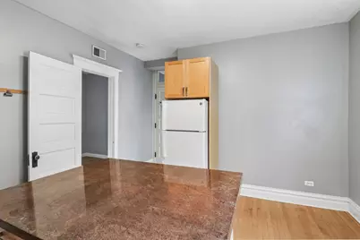 3643 N Hoyne Avenue #2, Chicago, IL 60618 - Photo 12