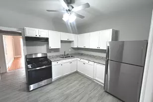 7843 S Paulina St, Chicago, IL 60620 - Photo 6