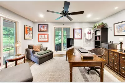 38W064 Tanglewood Drive, Batavia, IL 60510 - Photo 6