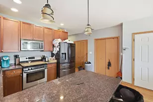 4135 S Vincennes Ave, Chicago, IL 60653 - Photo 10