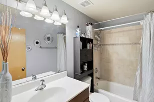 4135 S Vincennes Ave, Chicago, IL 60653 - Photo 18