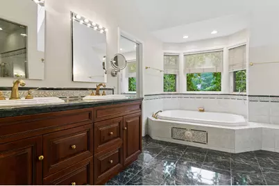 6755 N Jean Avenue, Chicago, IL 60646 - Photo 12