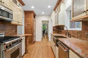 6755 N Jean Ave, Chicago, IL 60646 - Photo 6