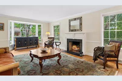 6755 N Jean Avenue, Chicago, IL 60646 - Photo 2