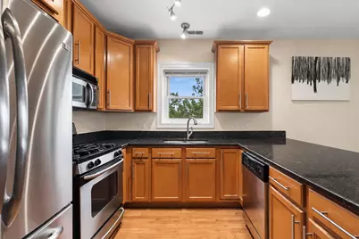 4011 W Fullerton Avenue #3W, Chicago, IL 60639 - Photo 2