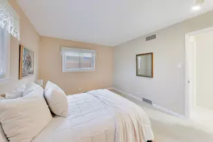 301 S Yale Ave, Arlington Heights, IL 60005 - Photo 16