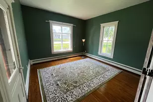 429 N 2nd St, Cissna Park, IL 60924 - Photo 10