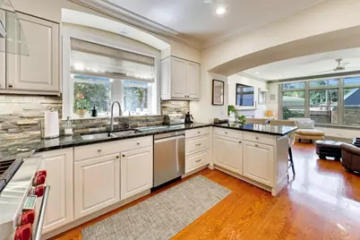 6308 N Indian Road, Chicago, IL 60646 - Photo 6