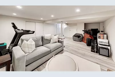 6308 N Indian Road, Chicago, IL 60646 - Photo 28