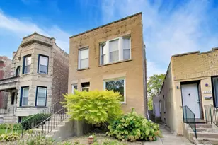 2204 W 37th St, Chicago, IL 60609 - Photo 2