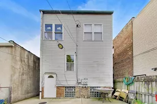 2204 W 37th St, Chicago, IL 60609 - Photo 36