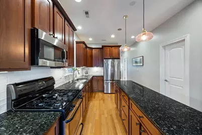 2441 N Fairfield Avenue #1, Chicago, IL 60647 - Photo 10