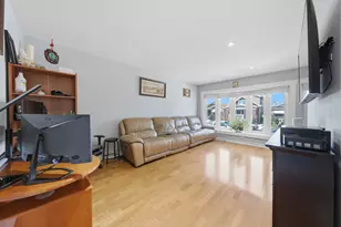 3707 W 70th Pl, Chicago, IL 60629 - Photo 12