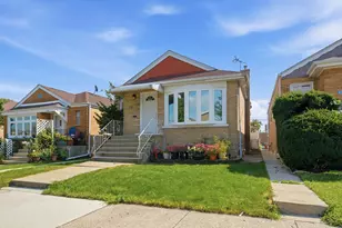 3707 W 70th Pl, Chicago, IL 60629 - Photo 2