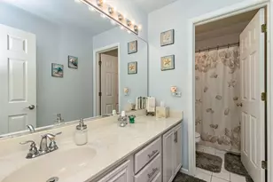 728 Brighton Cir, Port Barrington, IL 60010 - Photo 18