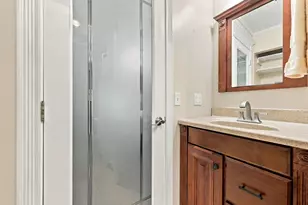 4955 Kimball Hill Dr, Rolling Meadows, IL 60008 - Photo 20