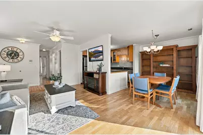 4955 Kimball Hill Drive #C2, Rolling Meadows, IL 60008 - Photo 4