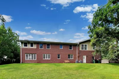[Address not provided], Burr Ridge, IL 60527 - Photo 36