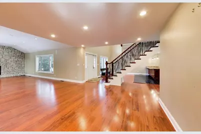 [Address not provided], Burr Ridge, IL 60527 - Photo 10