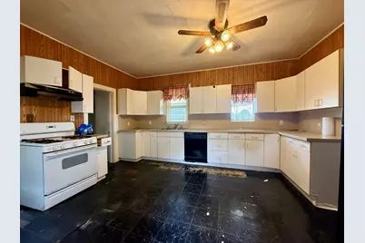 154 E Third Street, Manteno, IL 60950 - Photo 12