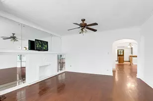5353 N Spaulding Ave, Chicago, IL 60625 - Photo 10