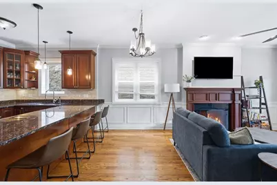 5445 N Northwest Highway #1S, Chicago, IL 60630 - Photo 6