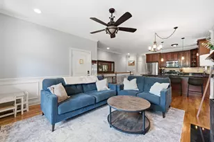 5445 N Northwest Hwy, Chicago, IL 60630 - Photo 4